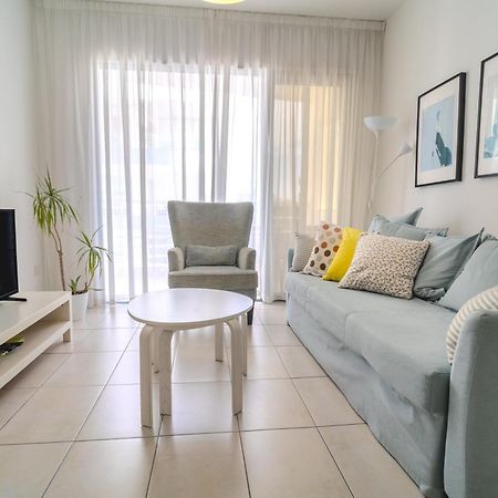 Violet Dusk City Center Flat Larnaca Exterior foto