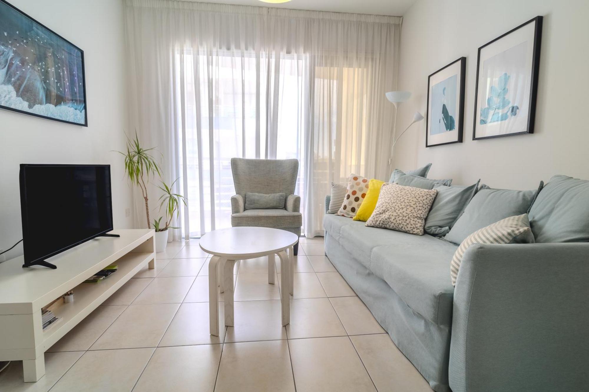 Violet Dusk City Center Flat Larnaca Exterior foto